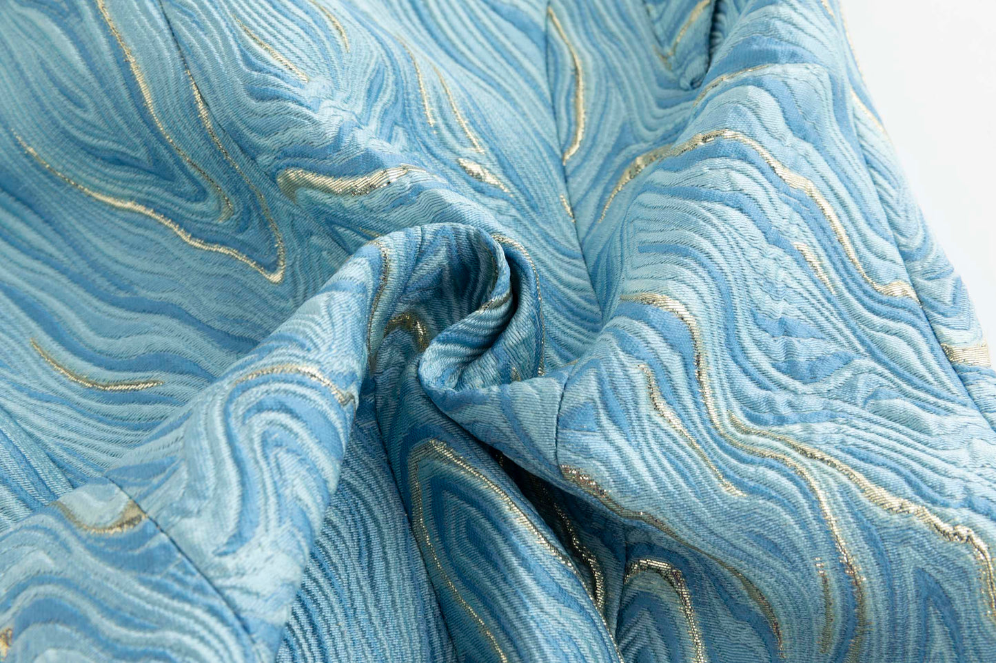 Eastern Dream – Blue Jacquard Qipao Set