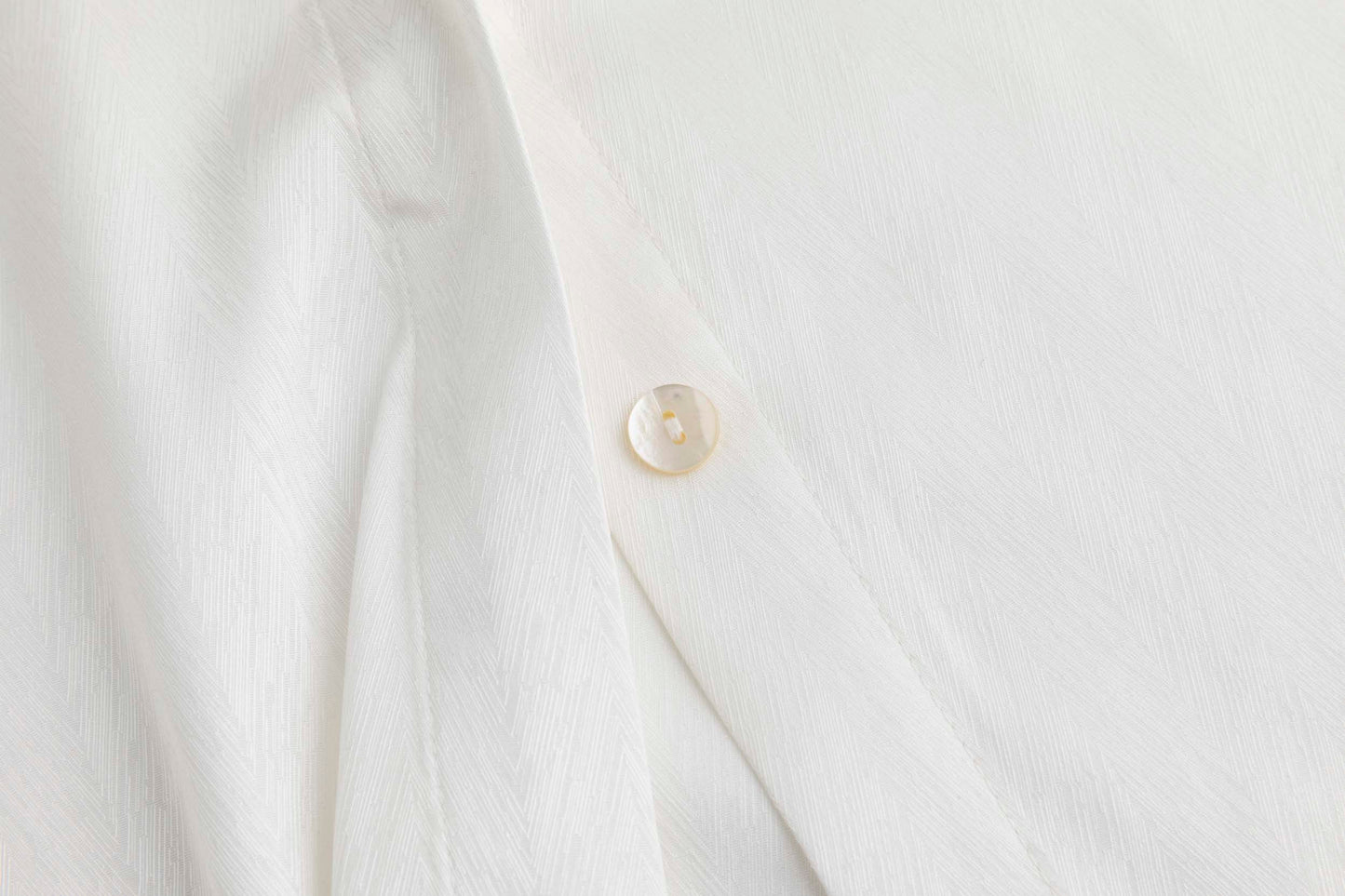 Eastern Dream - White Imitation Silk Suit