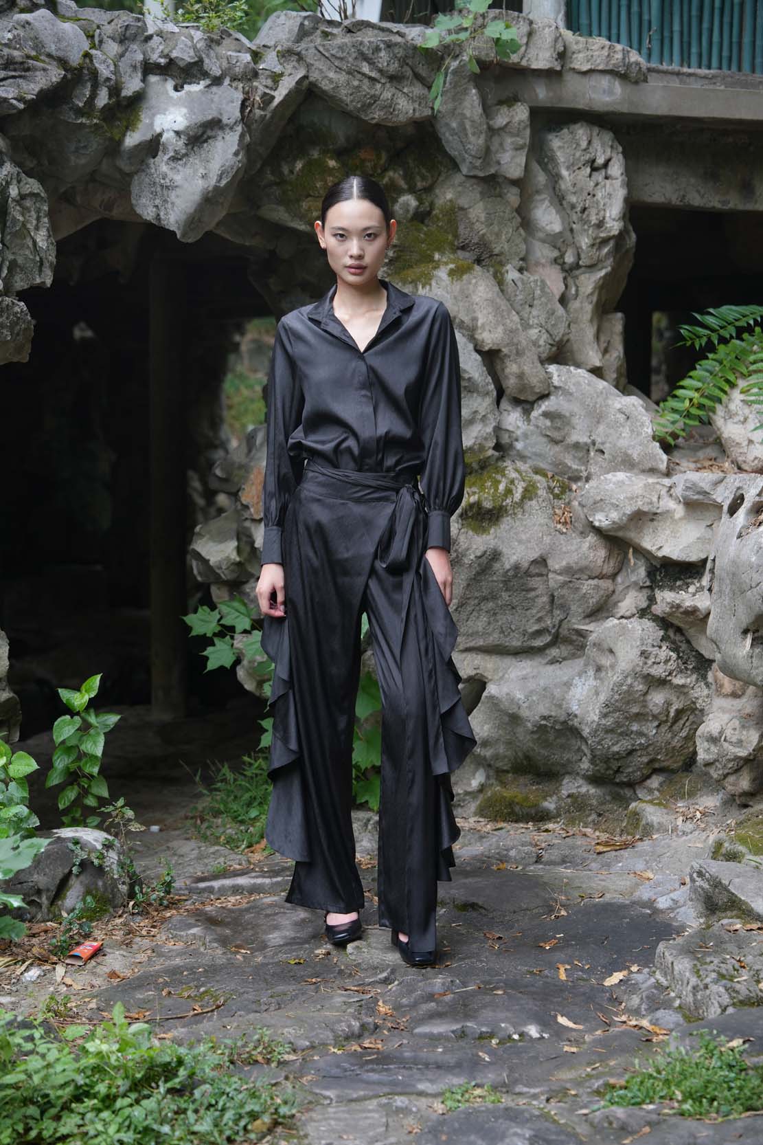 Eastern Dream –  Black Imitation Silk Suit